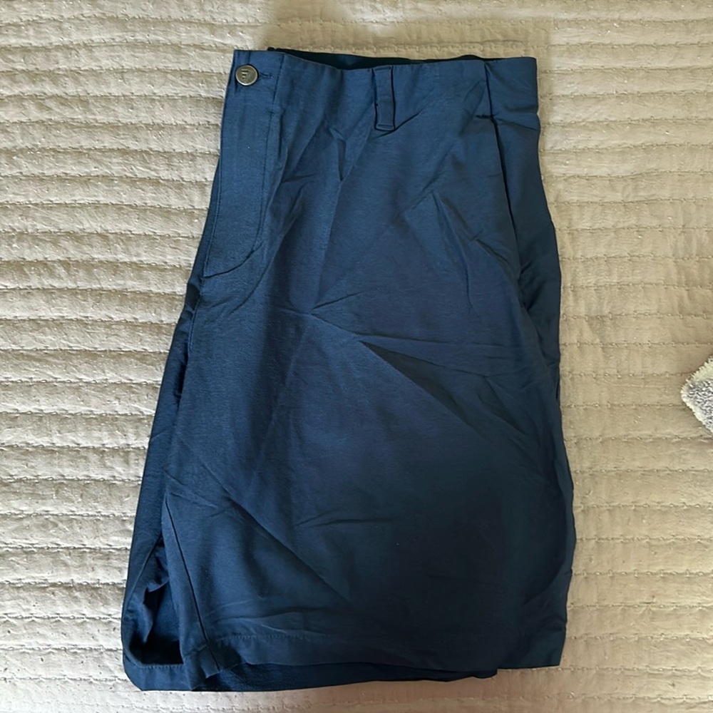 Adidas Men’s Golf Short, size 38, blue, new condition
